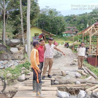 Jembatan Cikantrieun Rampung, Warga Wangunjaya Apresiasi Bupati dan Wabup Garut
