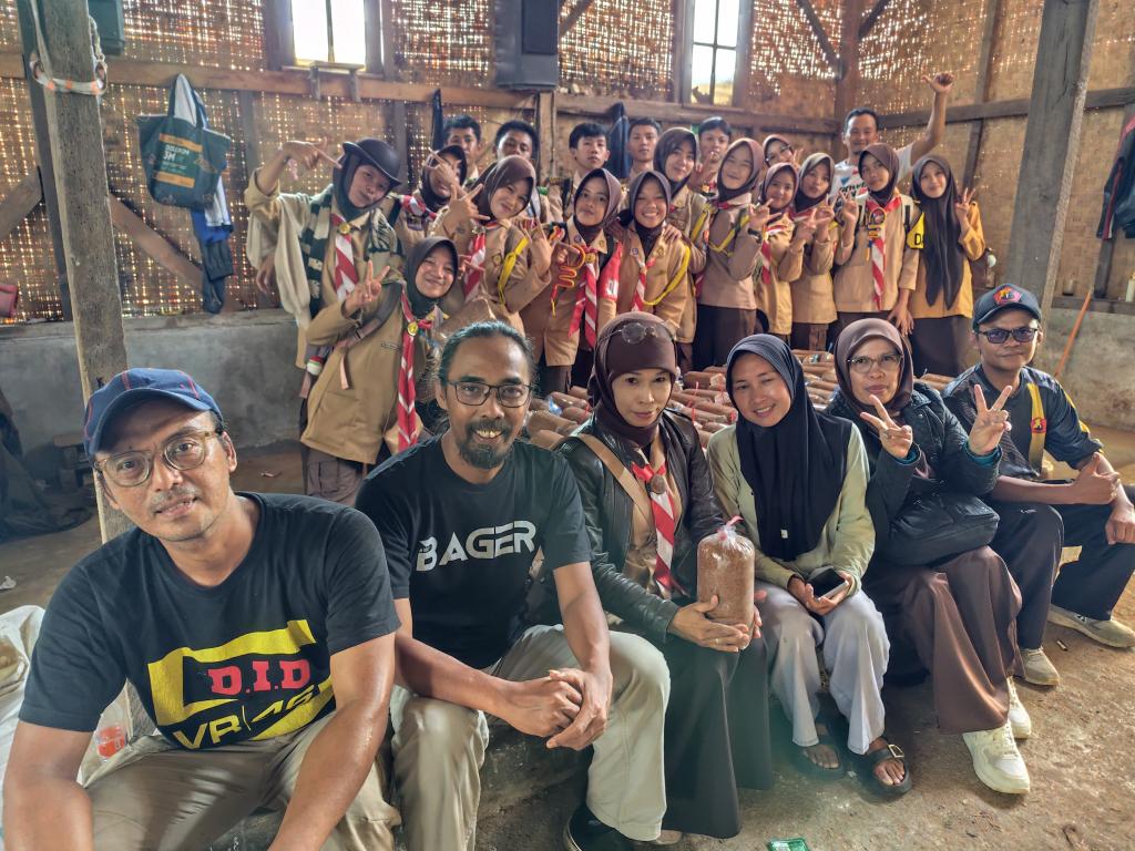 Saka Bhayangkara Garut Belajar UMKM Jamur Tiram