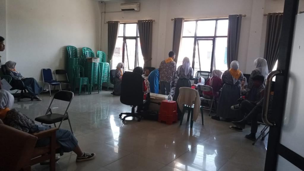Donor Darah HUT Bhayangkara di Leles, PMI Garut Ajak Warga Berdonor