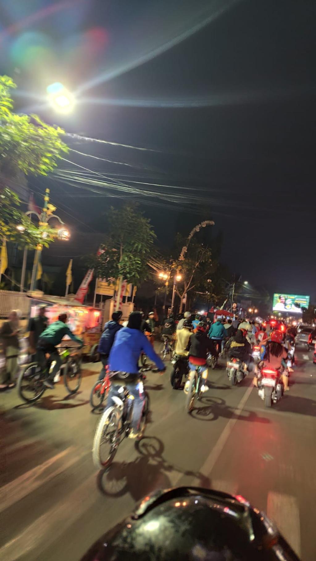 Road to Critical Mass: Ratusan Sepeda Penuhi Jalanan Garut
